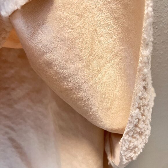 Davi & Dani Womens Cream Sherpa Jacket With Button Front & Long Sleeves - Picture 6 of 10